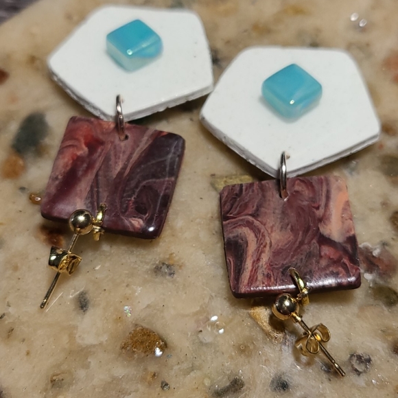 Geometric Earrings - Picture 6 of 10